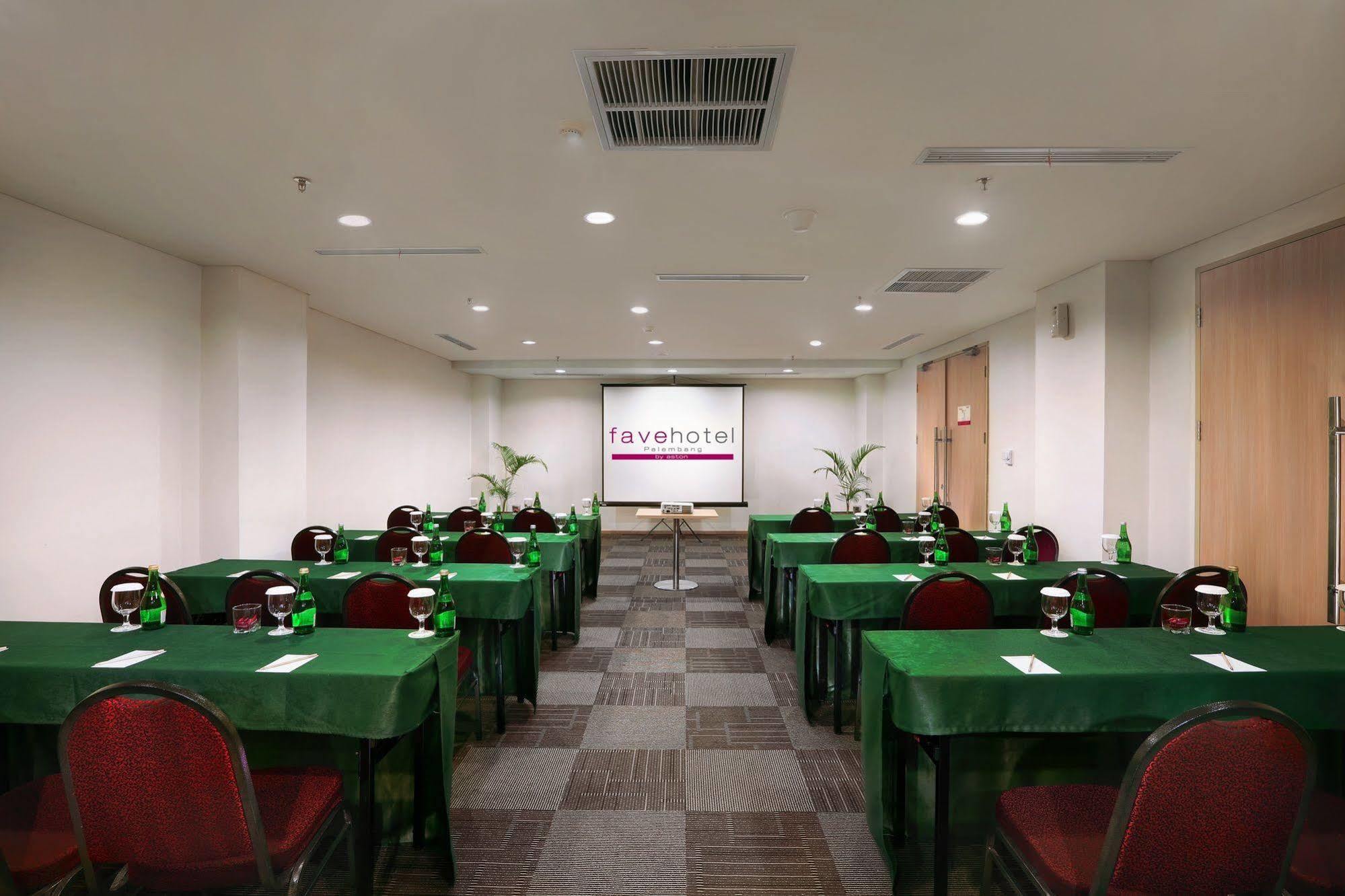 Favehotel Palembang Exterior foto