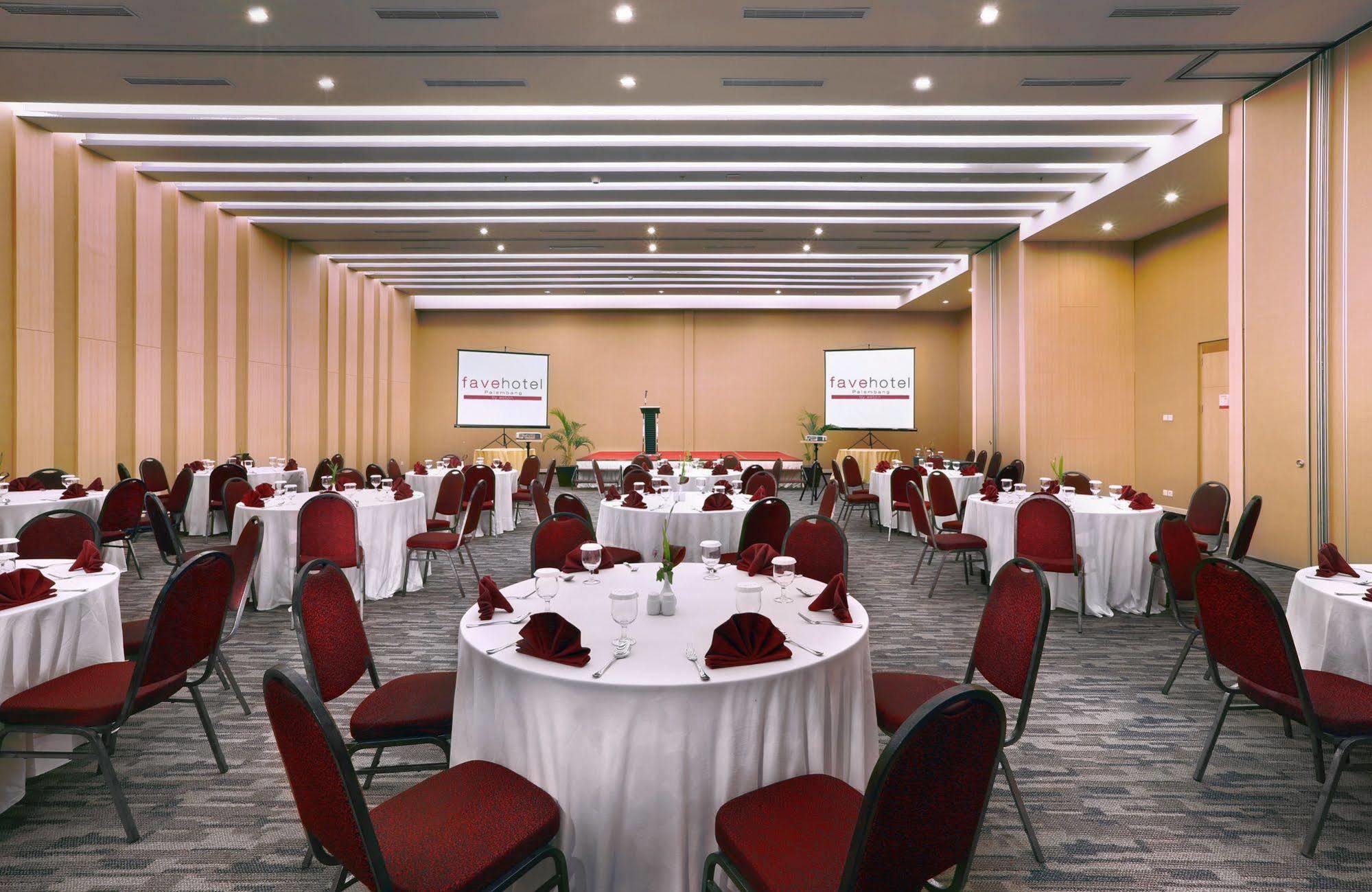 Favehotel Palembang Exterior foto